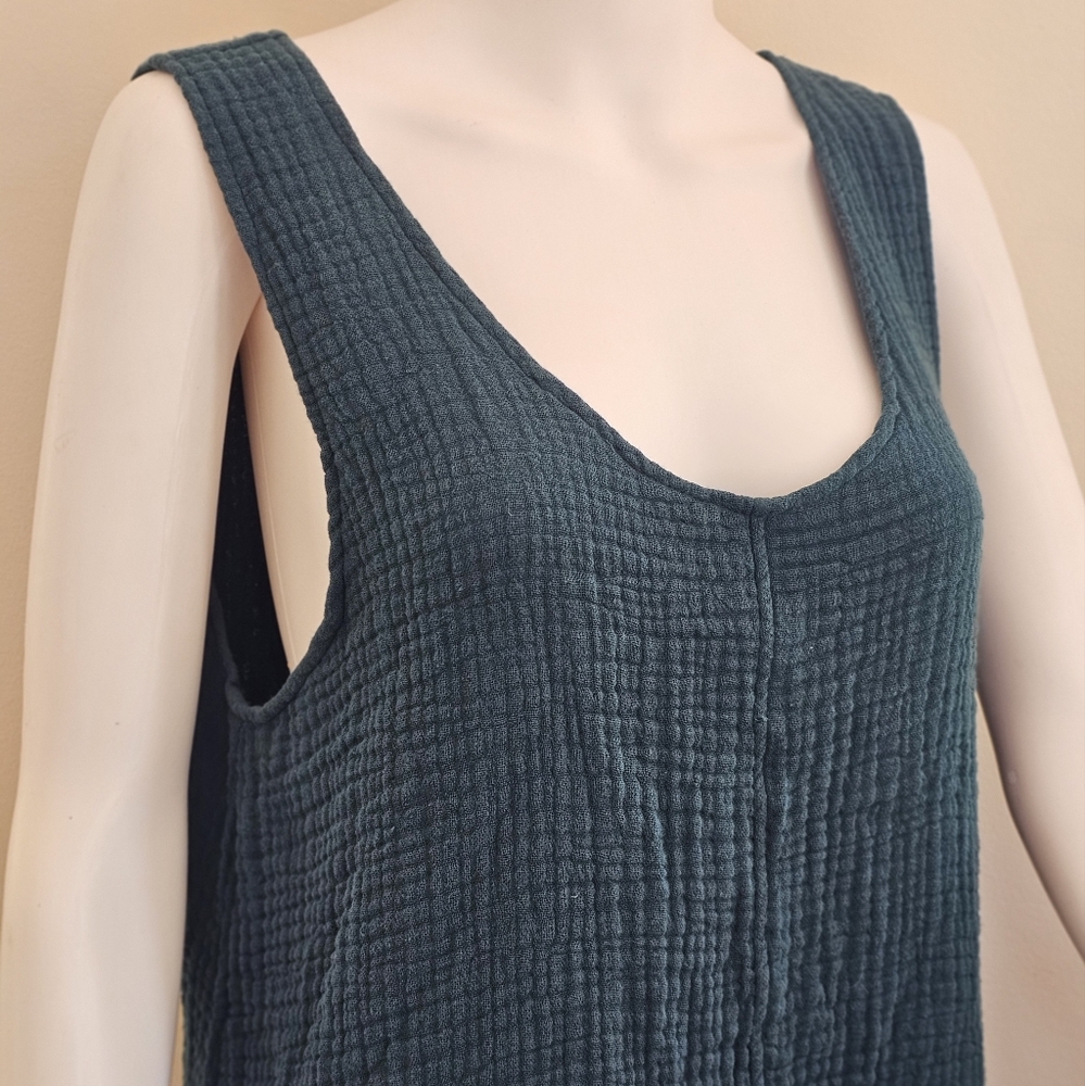 Bodil Seeersucker Green Assymetrical Tunic Tank Top Women's Size Medium - Picture 3 of 11